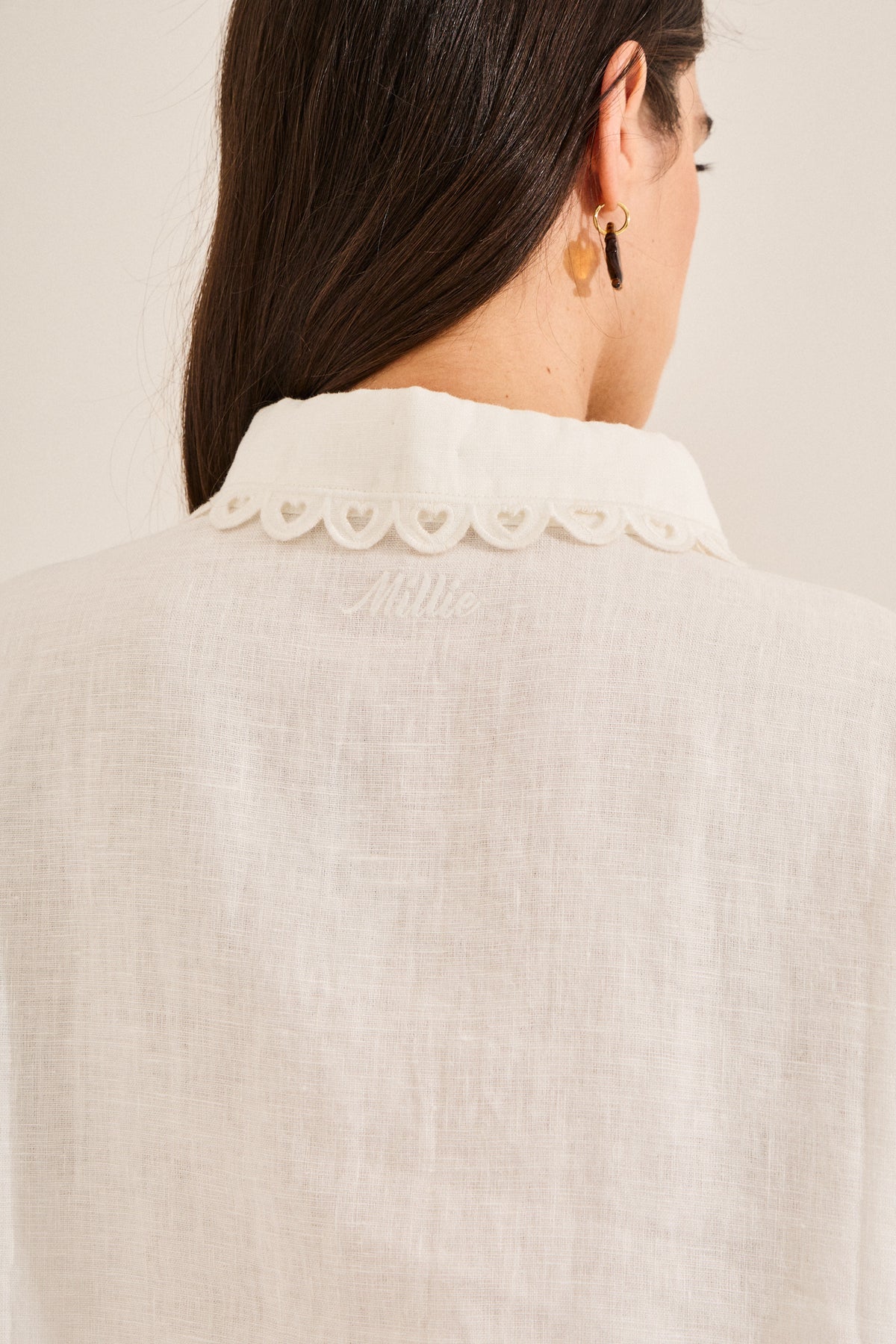 #color_off white