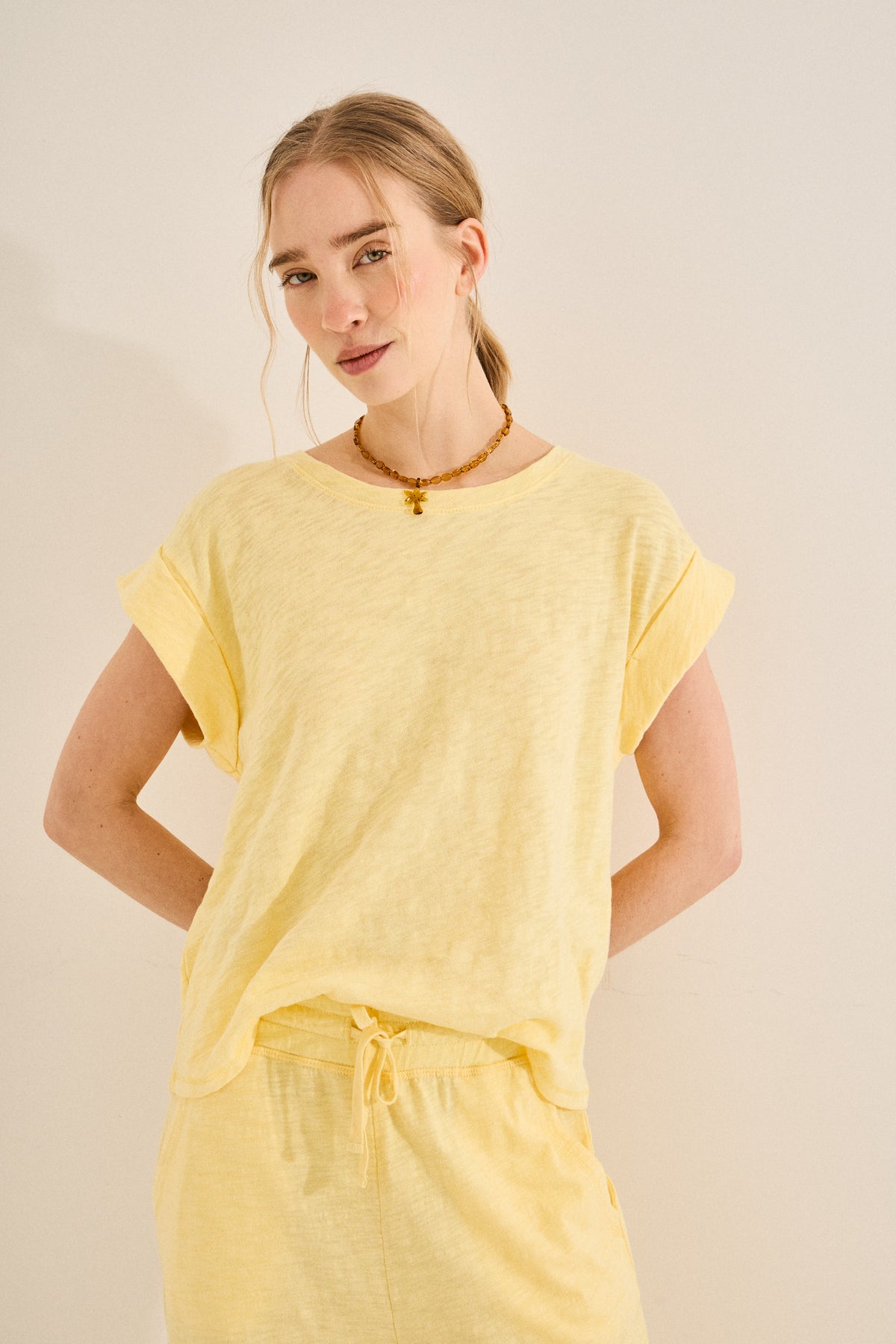 #color_amarillo