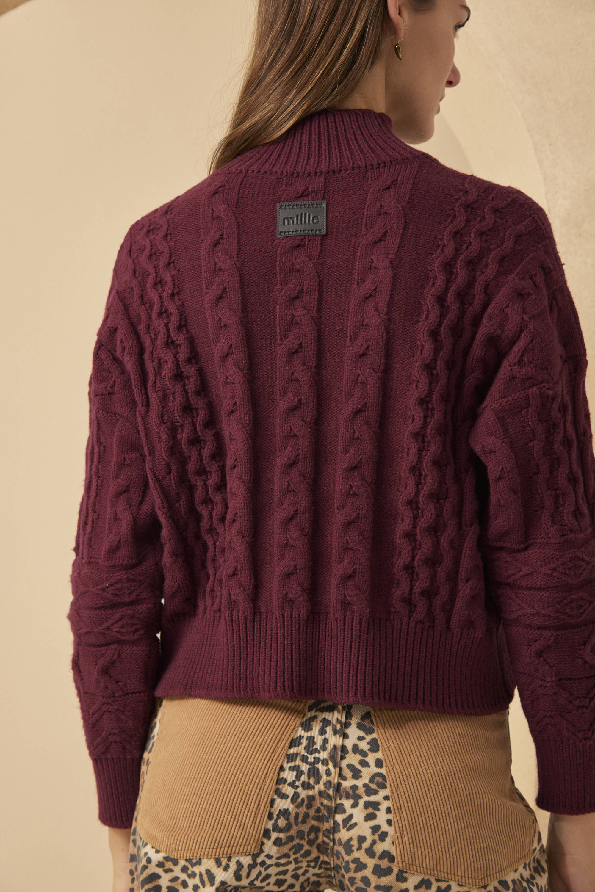 #color_bordo