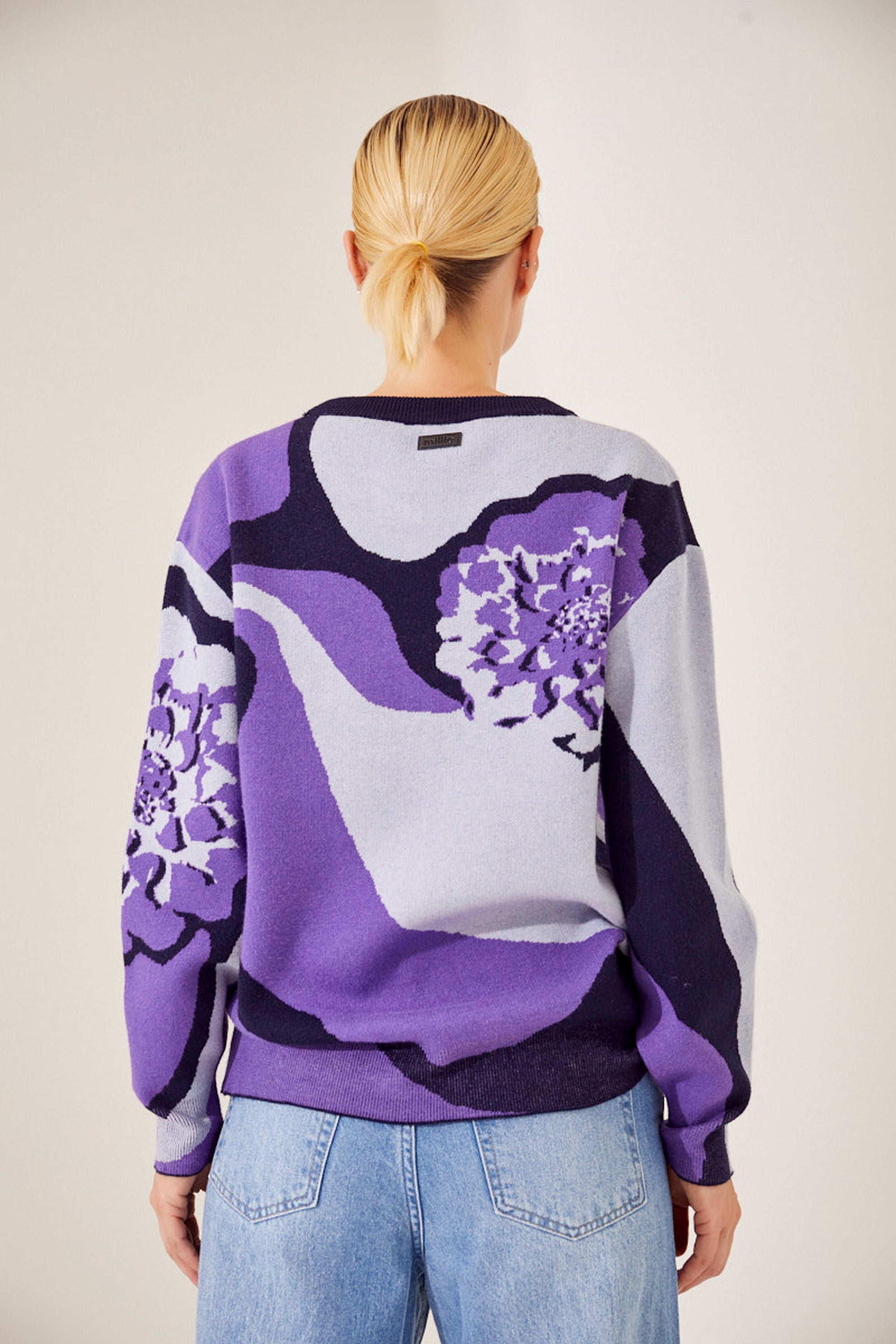 Sweater Positive