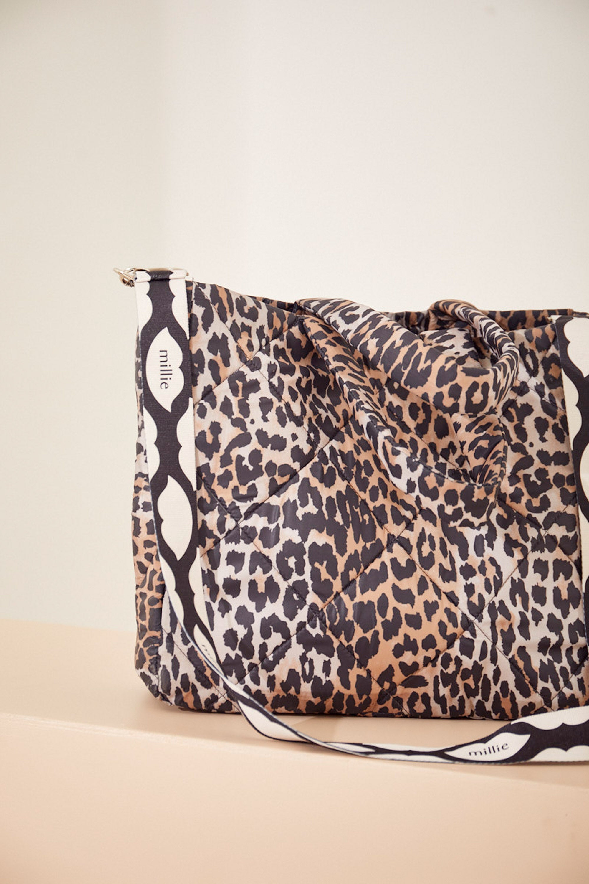 Tote Tribeca