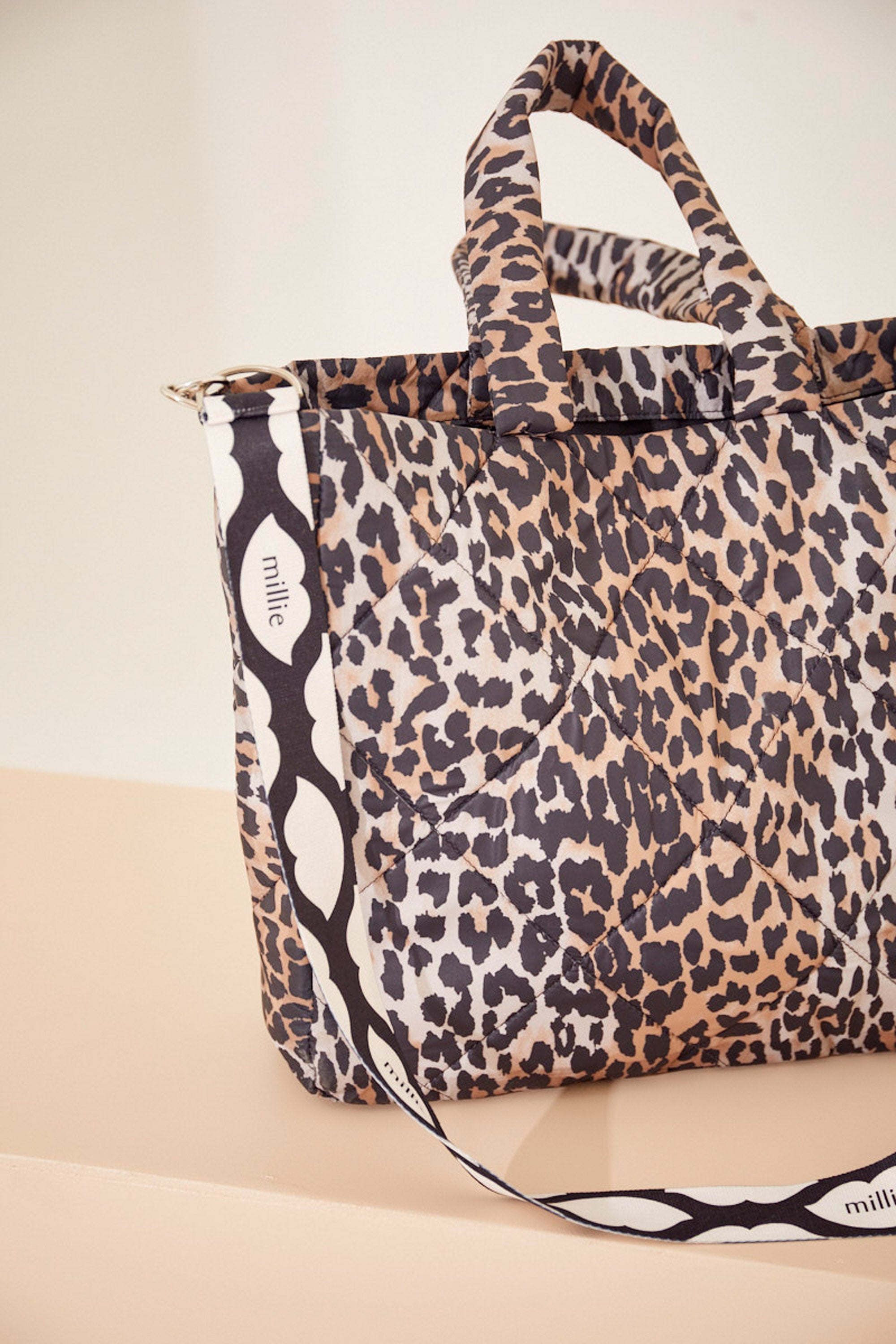 Tote Tribeca