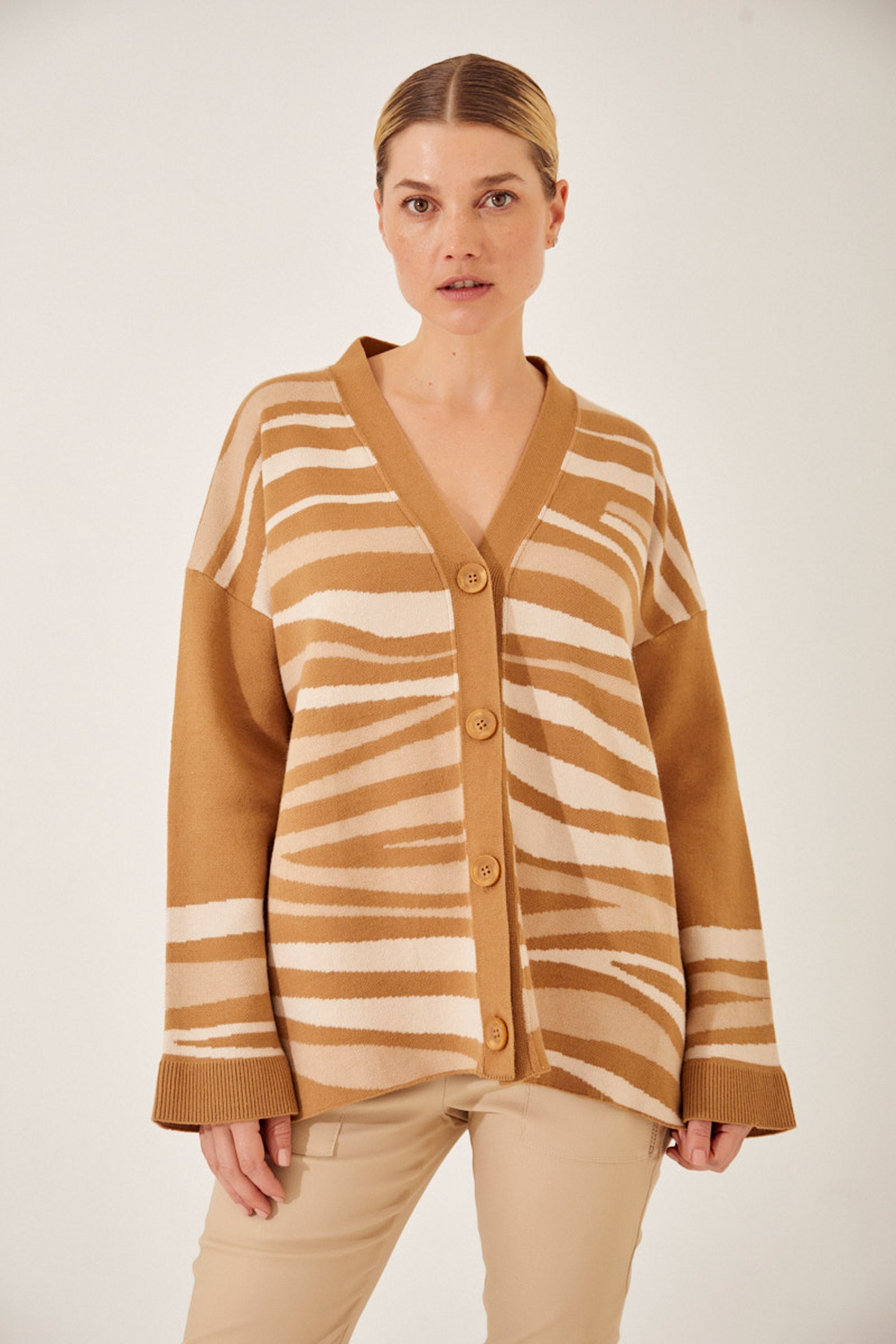 #color_camel