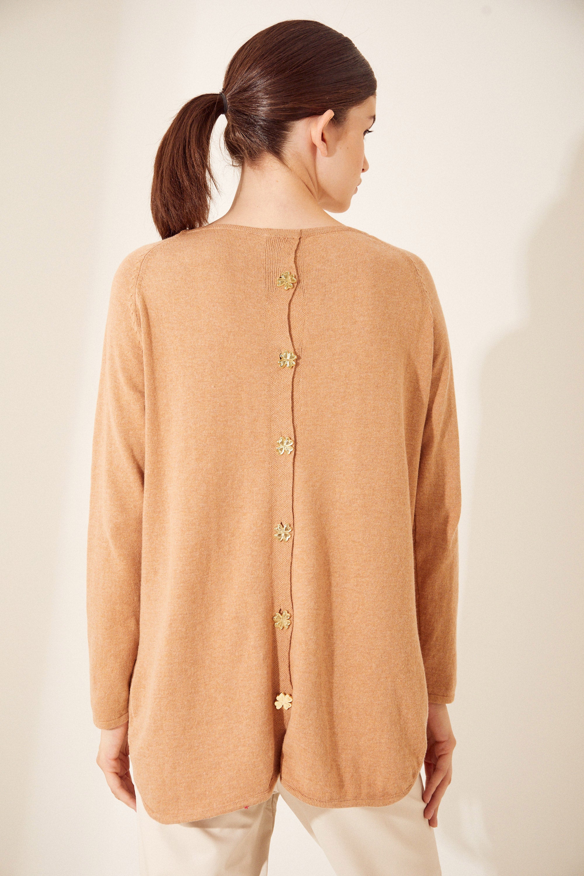 #color_camel