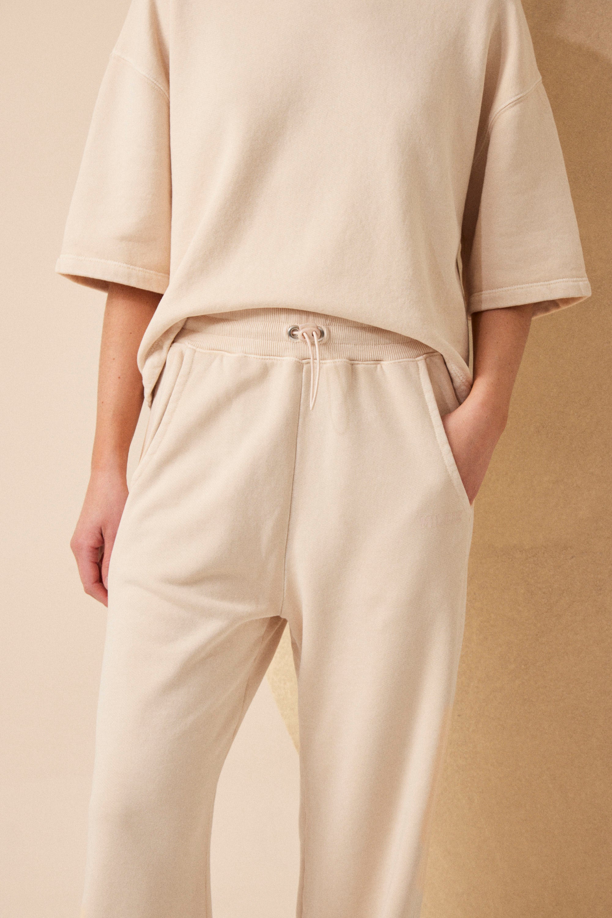 #color_beige