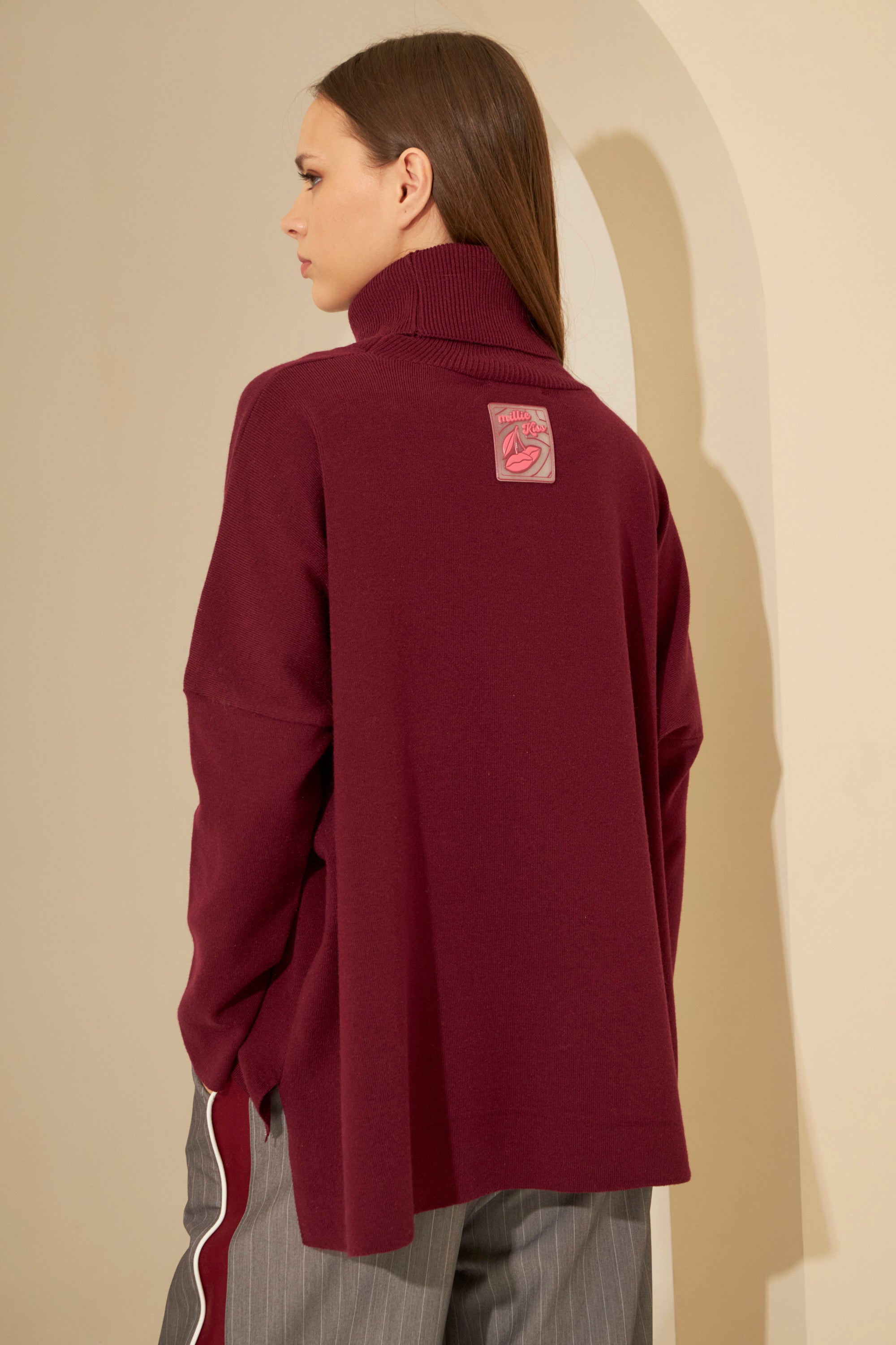 #color_bordo