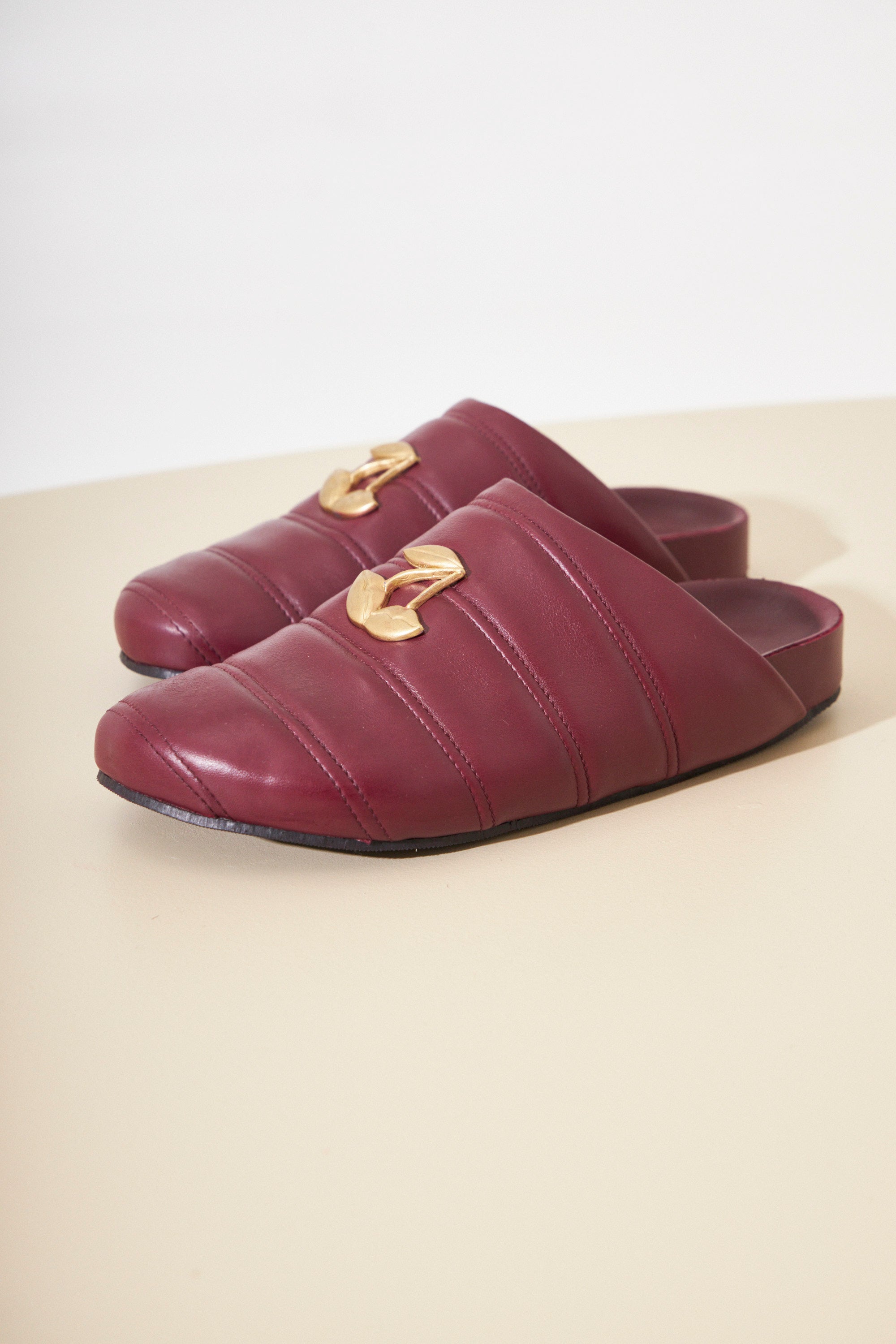 #color_bordo