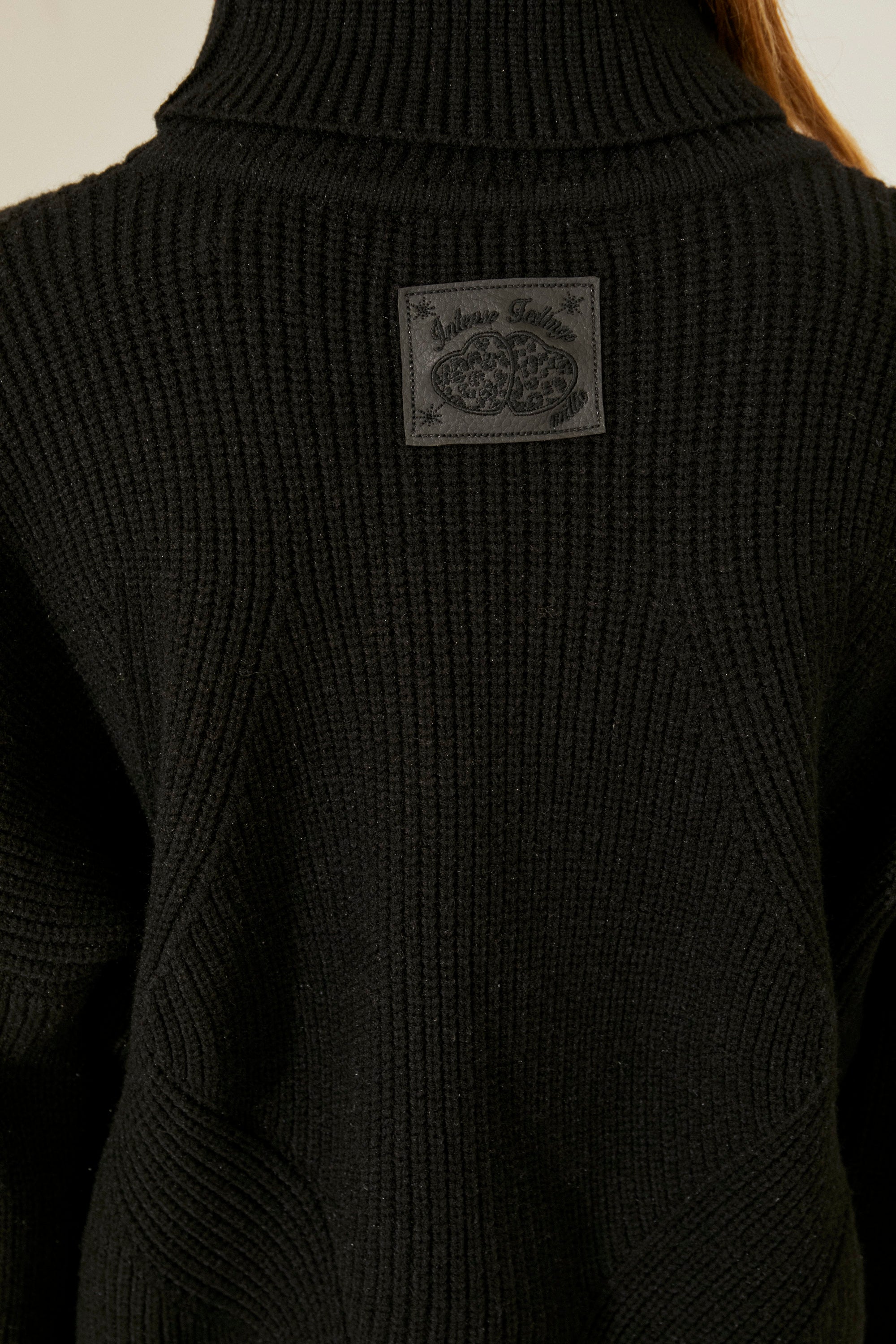 #color_negro