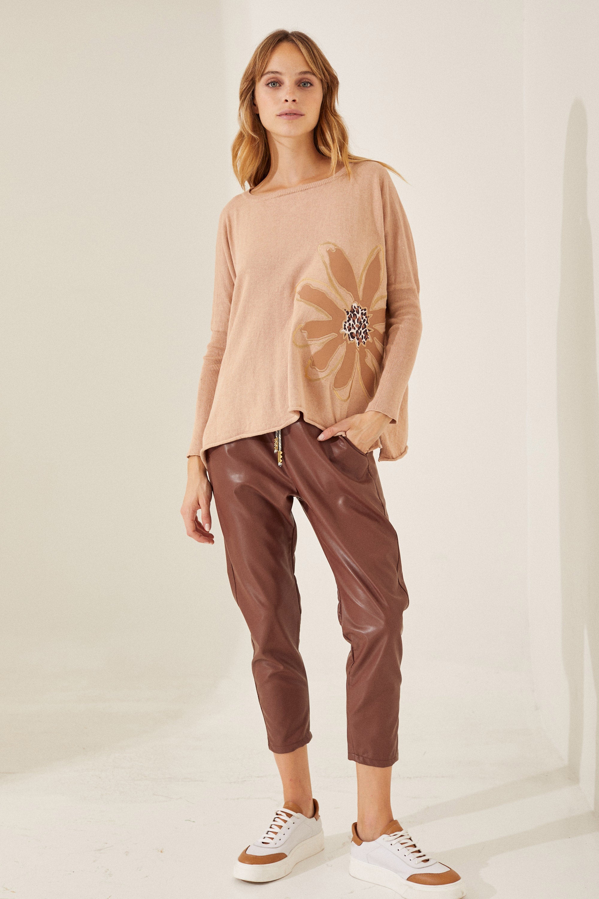 Sweater Lotus