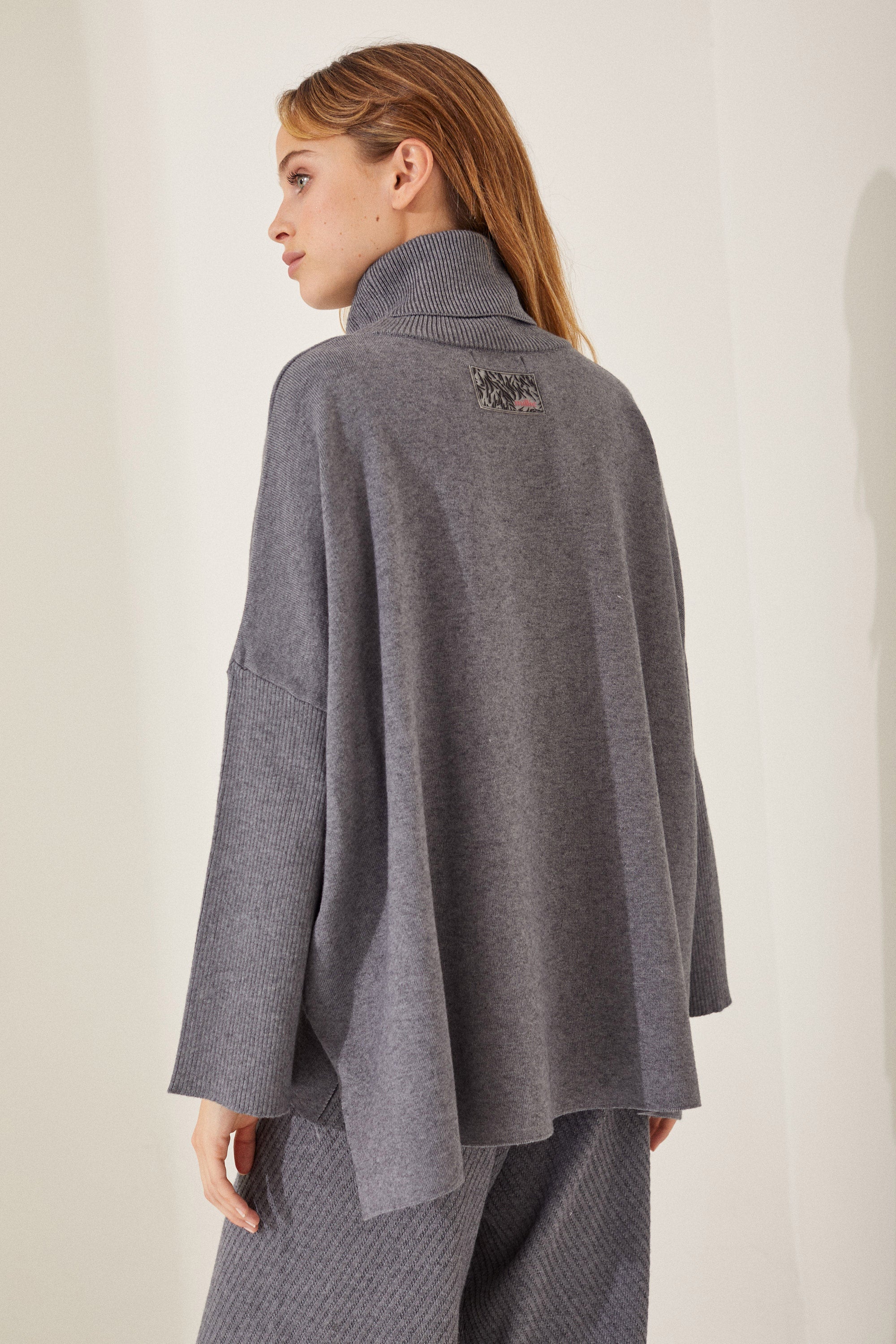 #color_gris