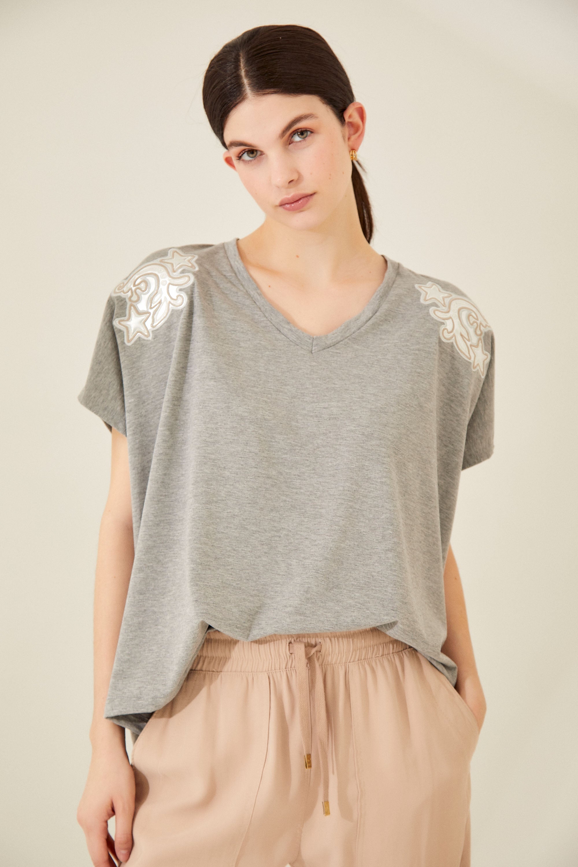 #color_gris