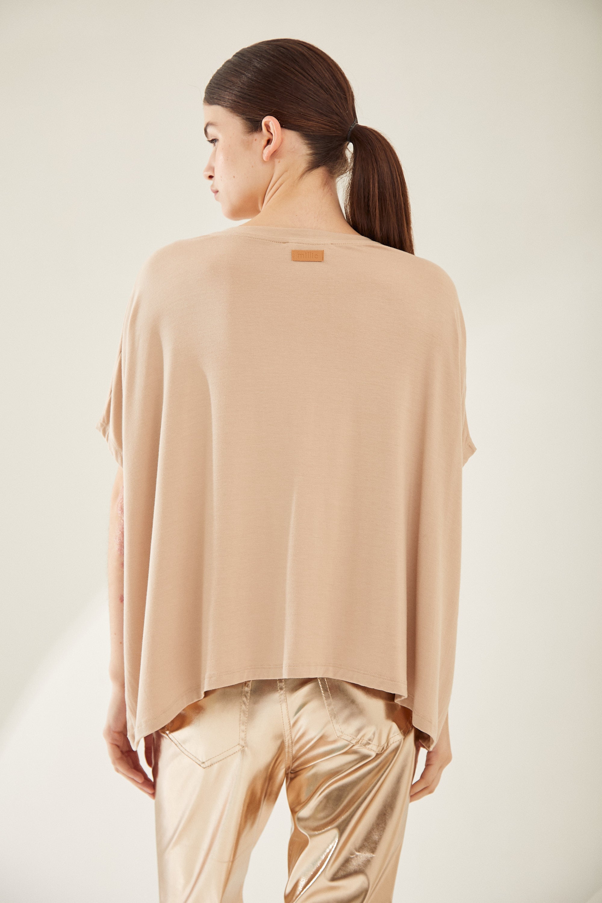 #color_camel