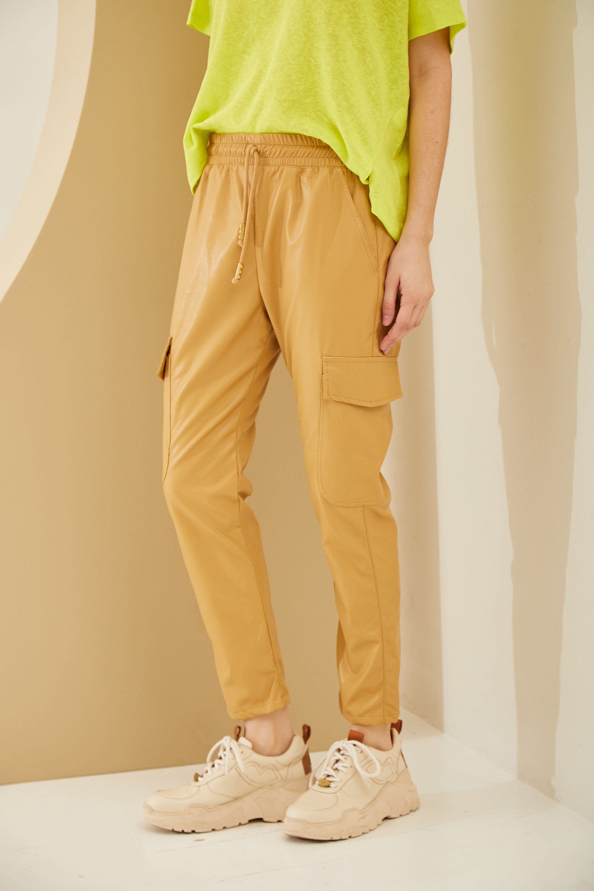 #color_beige