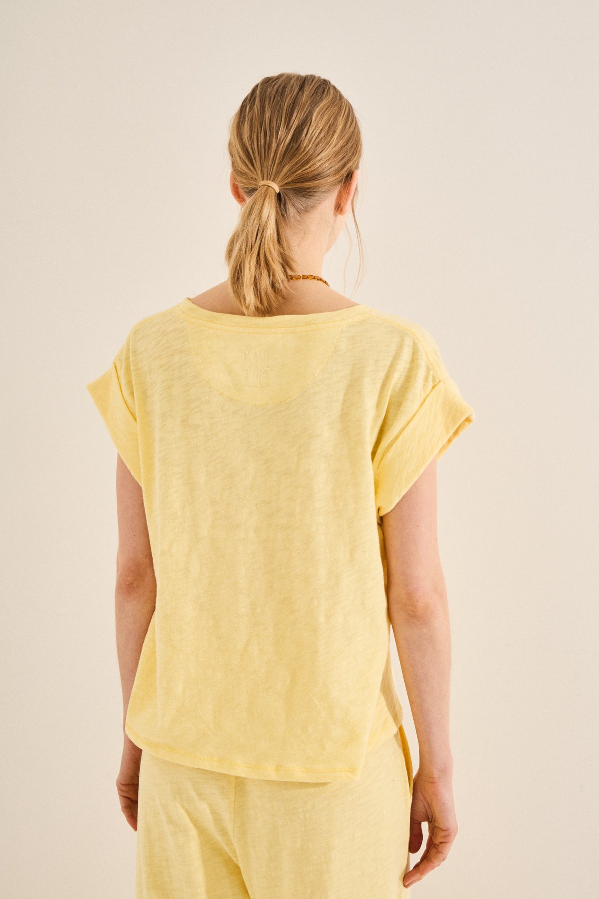 #color_amarillo