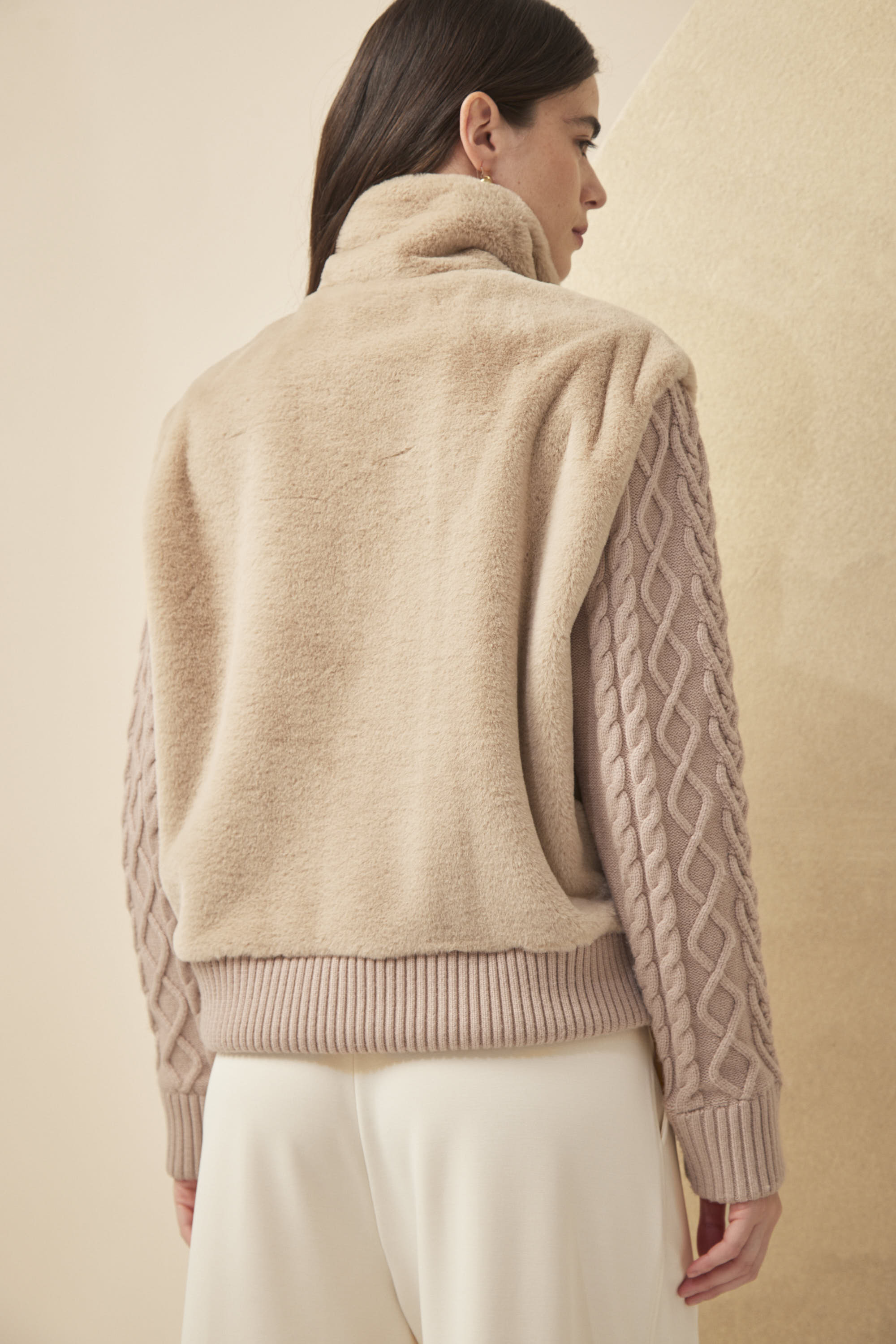 #color_beige