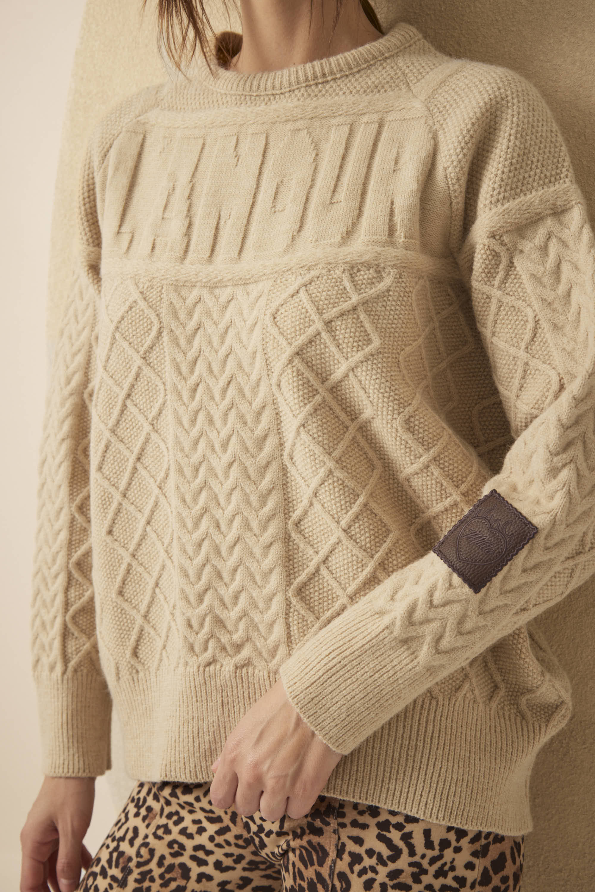#color_beige
