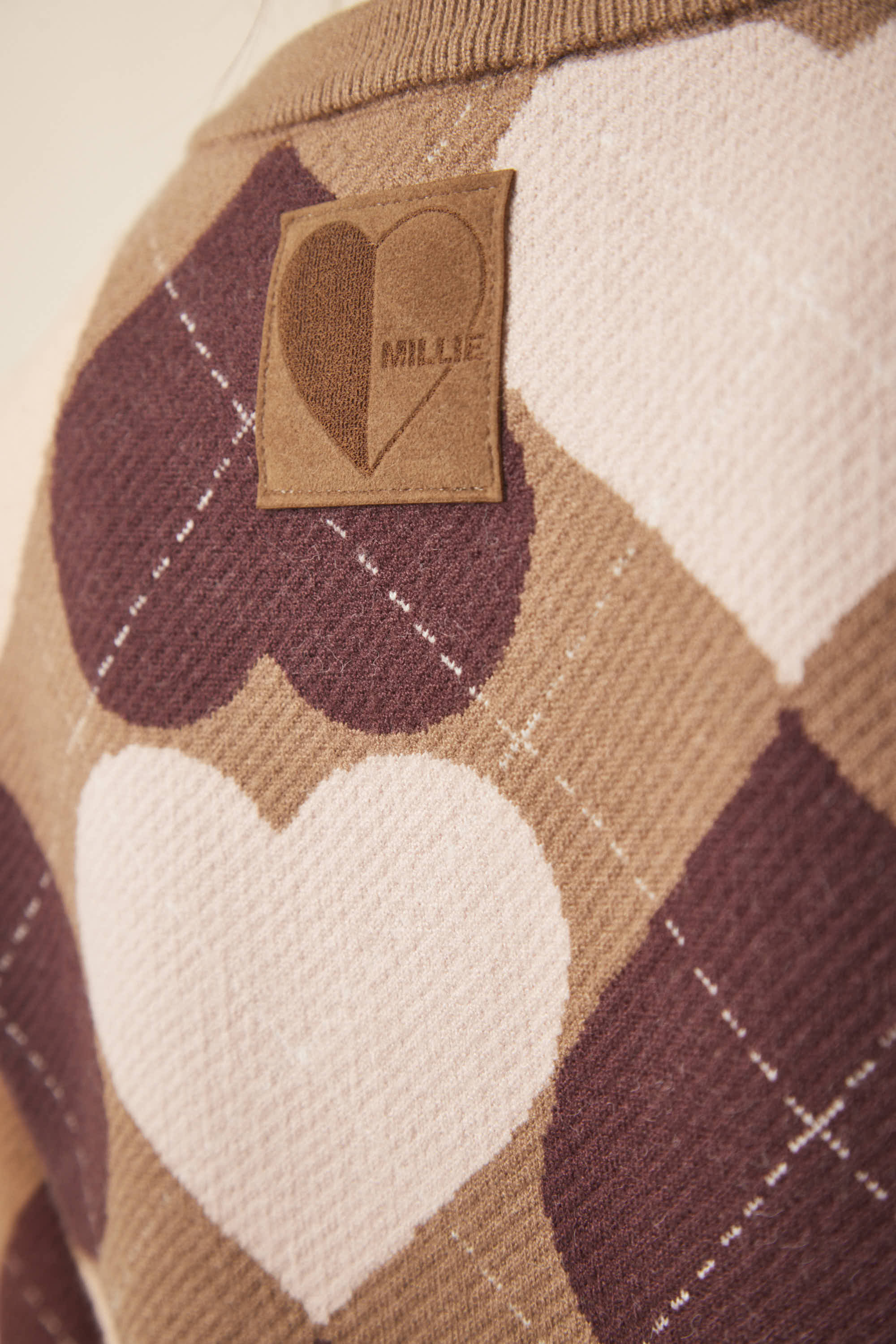 #color_camel