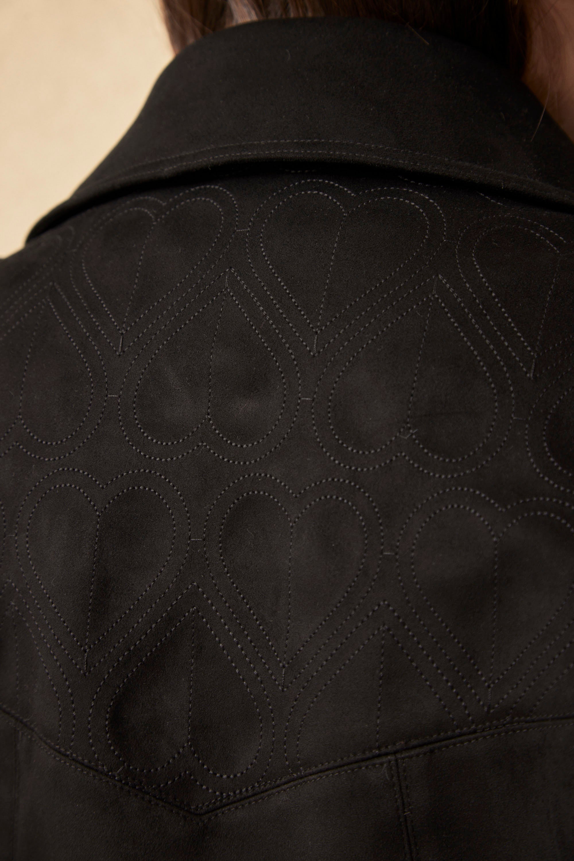 #color_negro